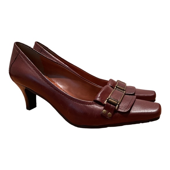 Jones New York Shoes - Jones New York Yardstick 2 Heel Loafer